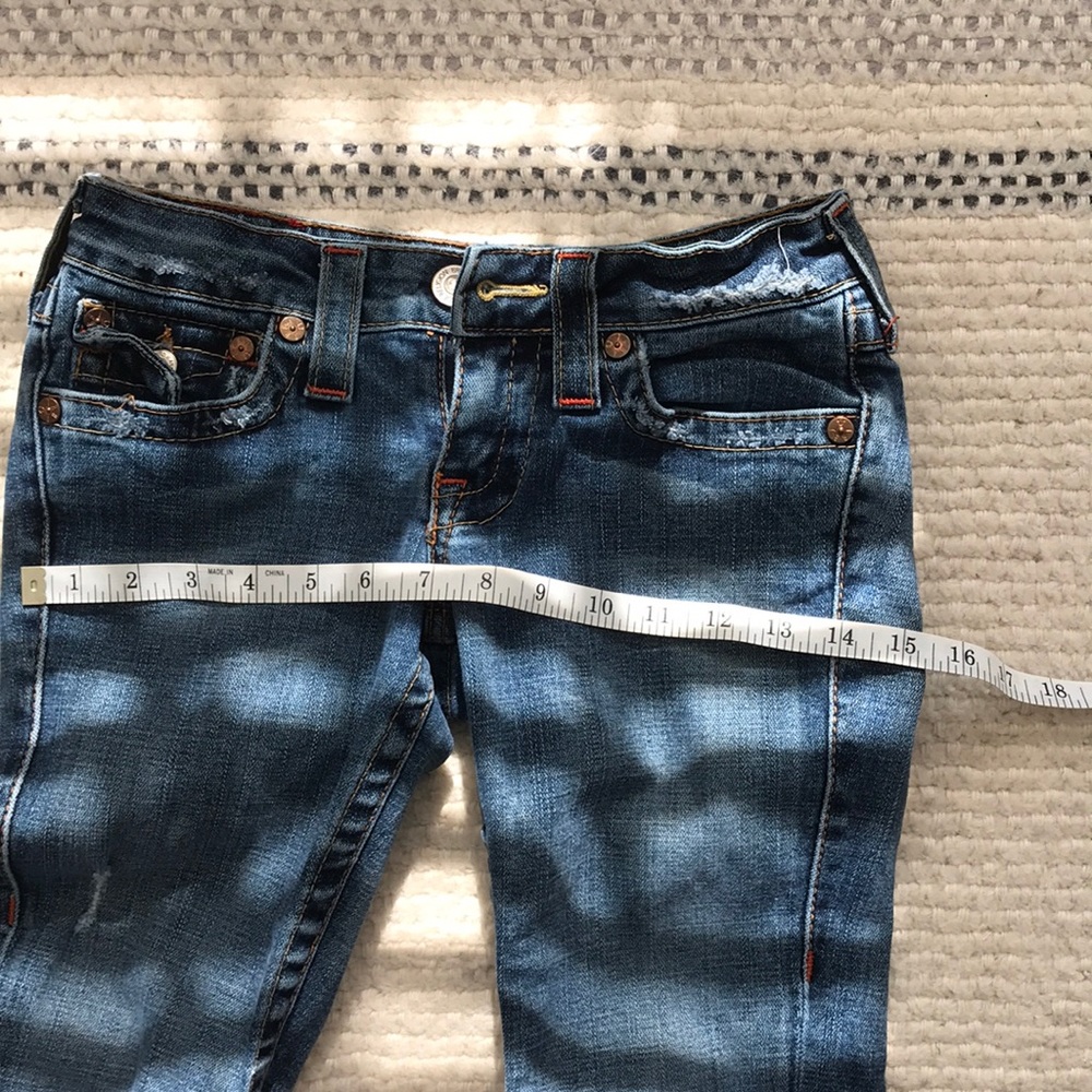True Religion distressed flare jean 25 - Picture 9 of 13